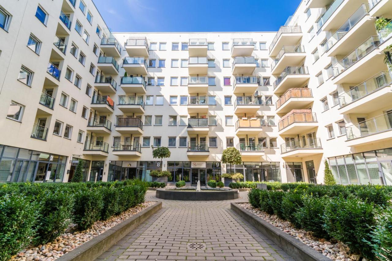 Sleepway Apartments - Garbary 95-112a z parkingem Poznań Zewnętrze zdjęcie