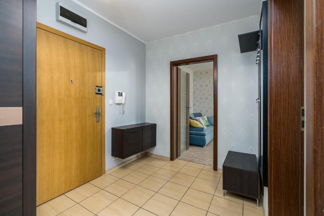 Sleepway Apartments - Garbary 95-112a z parkingem Poznań Zewnętrze zdjęcie