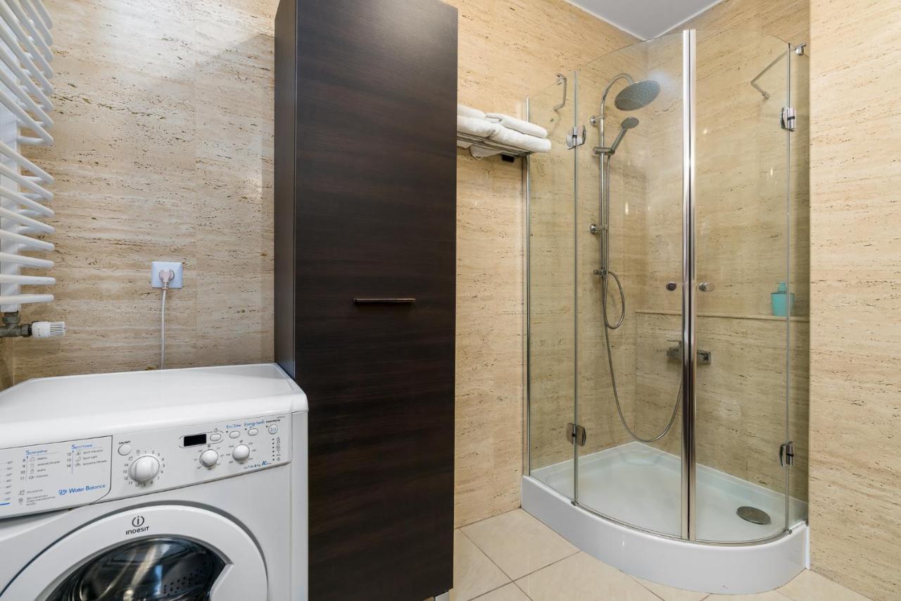 Sleepway Apartments - Garbary 95-112a z parkingem Poznań Zewnętrze zdjęcie